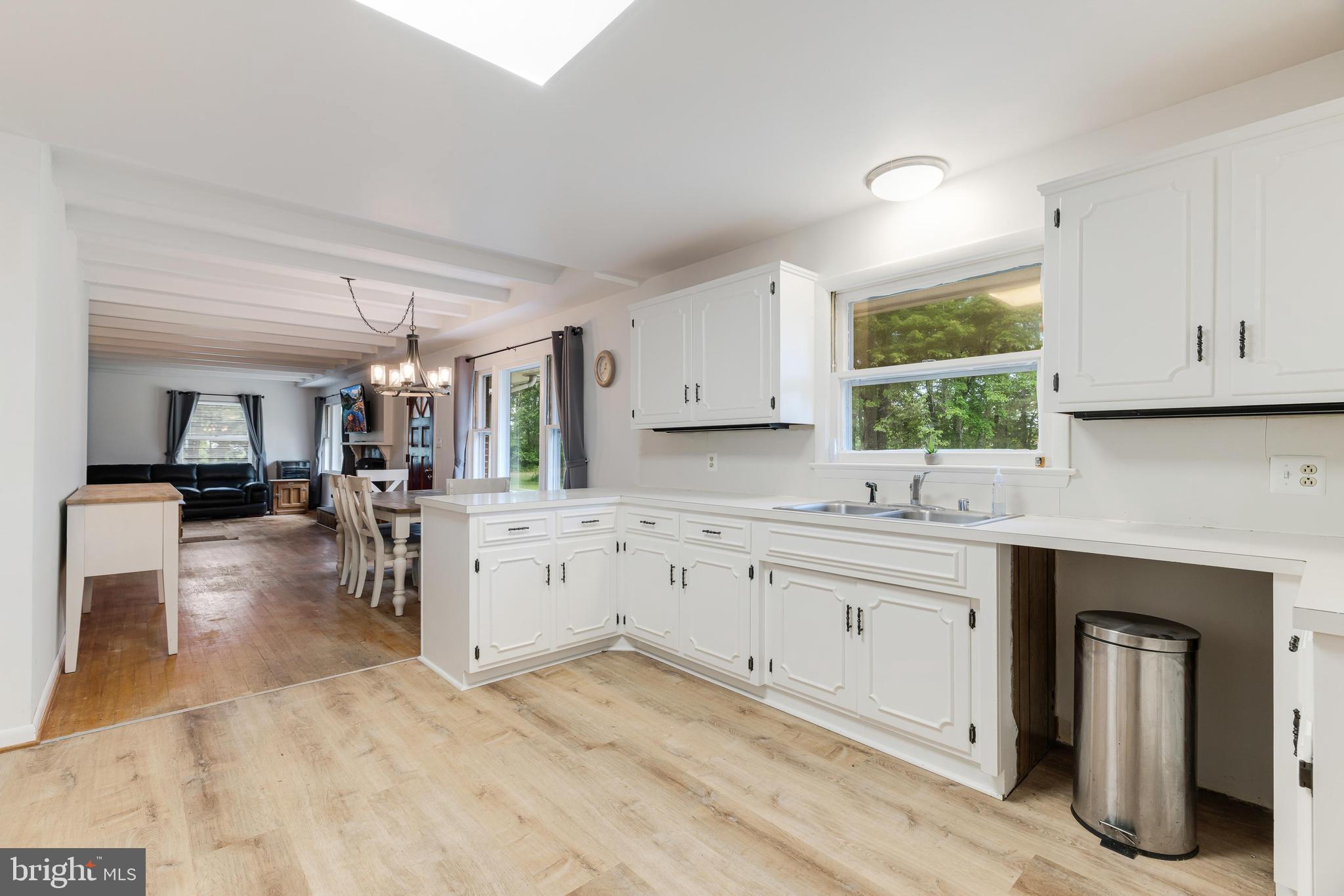 20 Seneca Ln