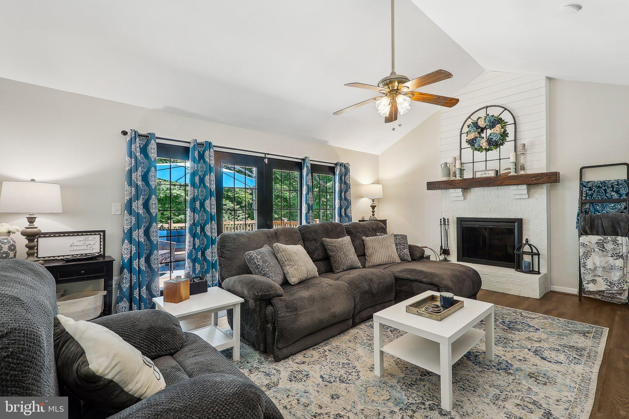 5 Apple Blossom Ct