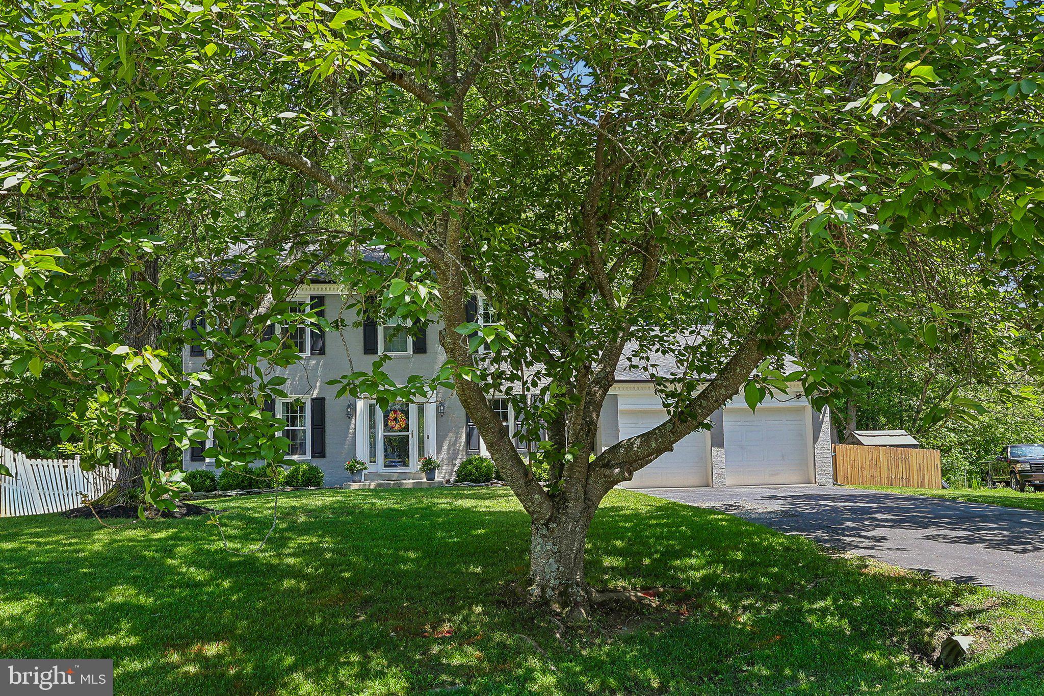 5 Apple Blossom Ct