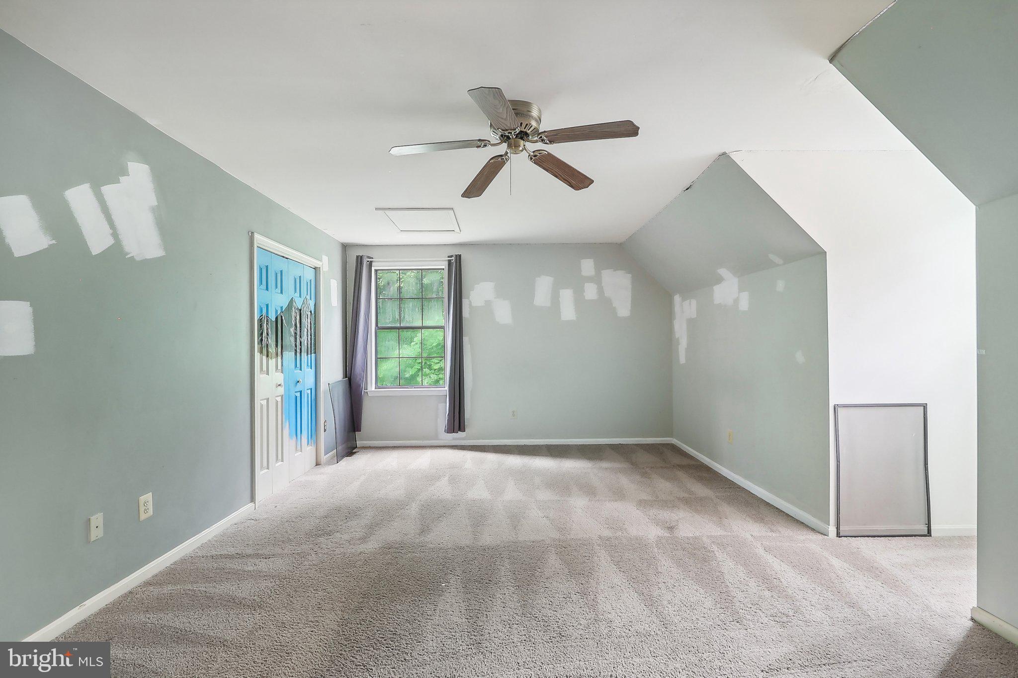 90 Panners Ln