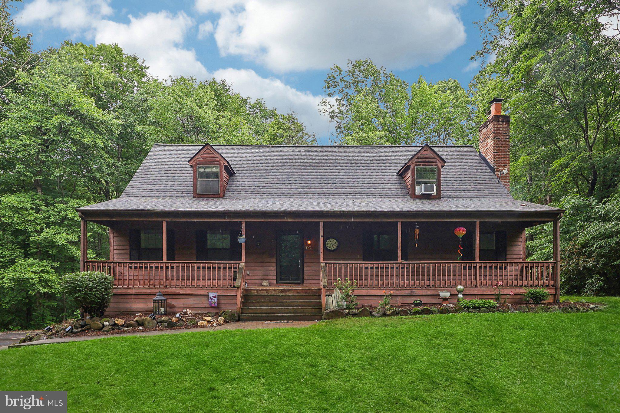 90 Panners Ln