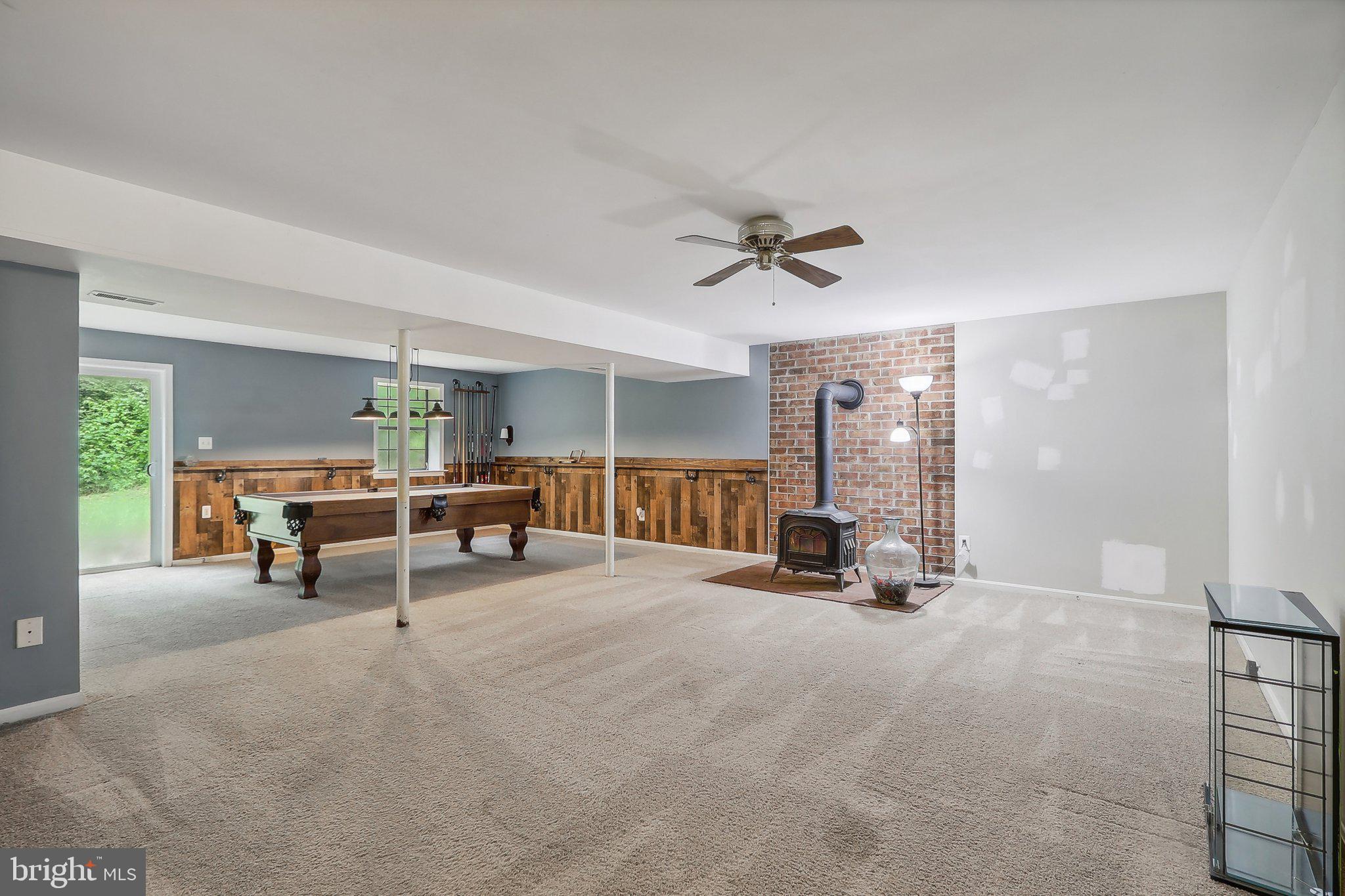 90 Panners Ln