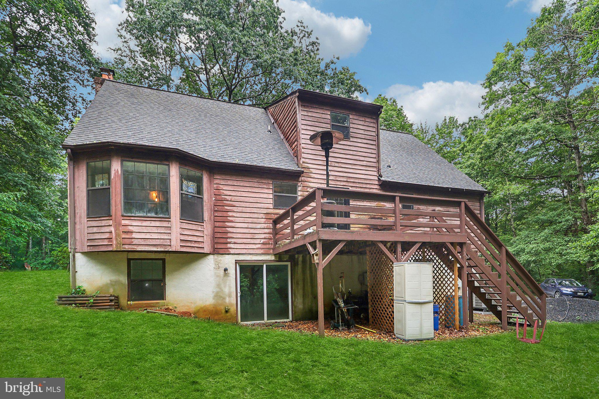 90 Panners Ln