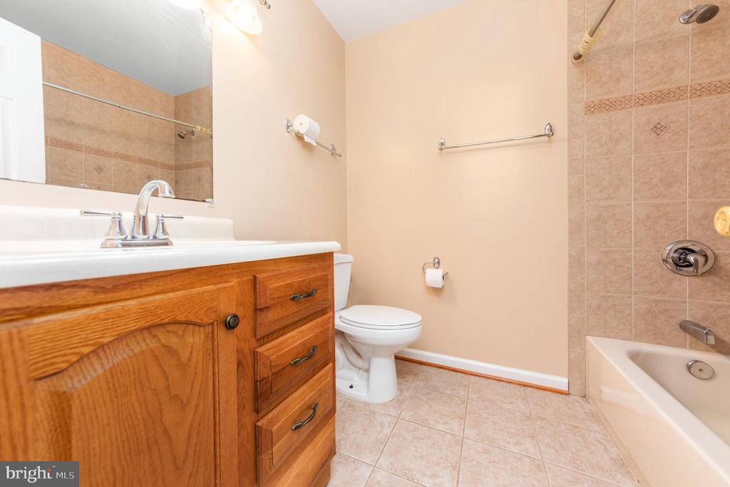 7 Quail Run Dr