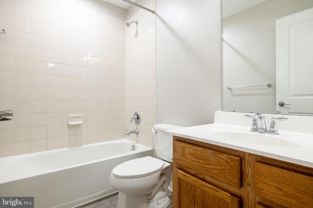 605 Alba Rd #126