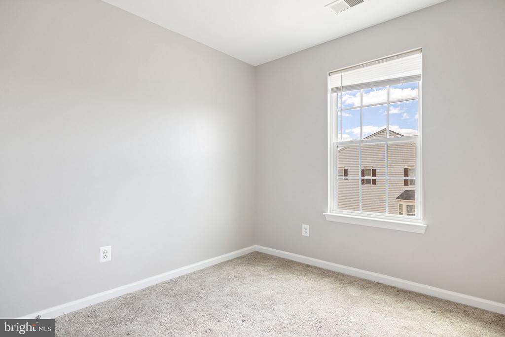 605 Alba Rd #126