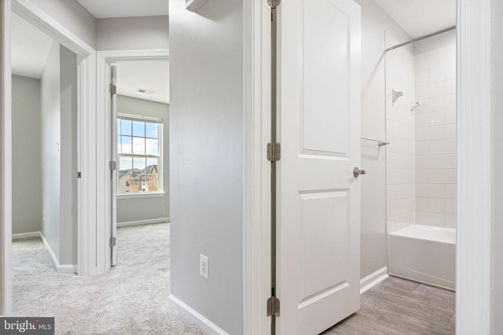 605 Alba Rd #126