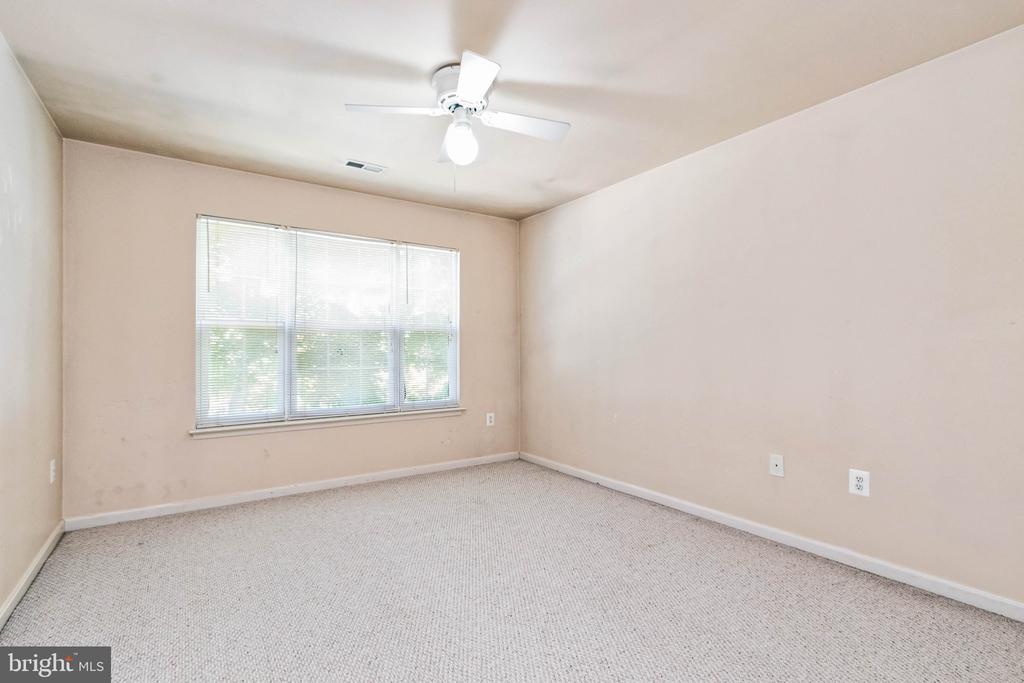 5 Candleridge Ct