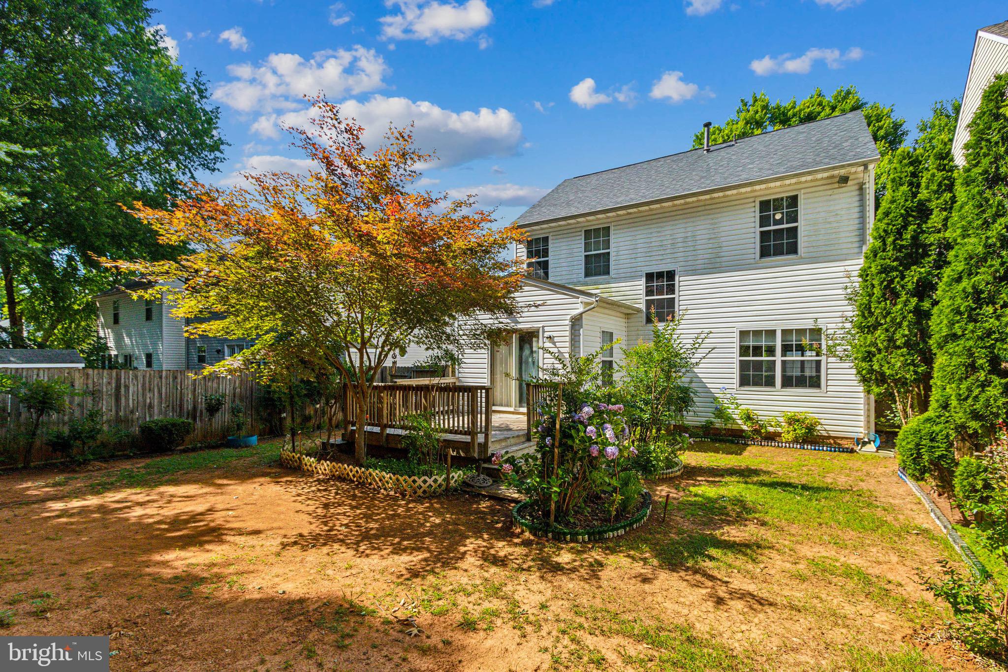 5 Candleridge Ct