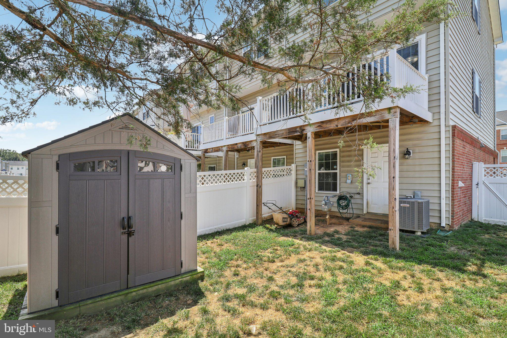 103 Tree Line Dr