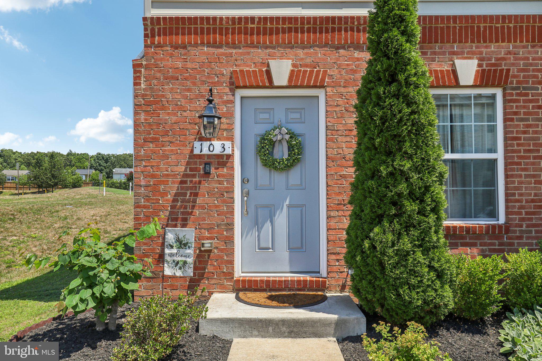 103 Tree Line Dr