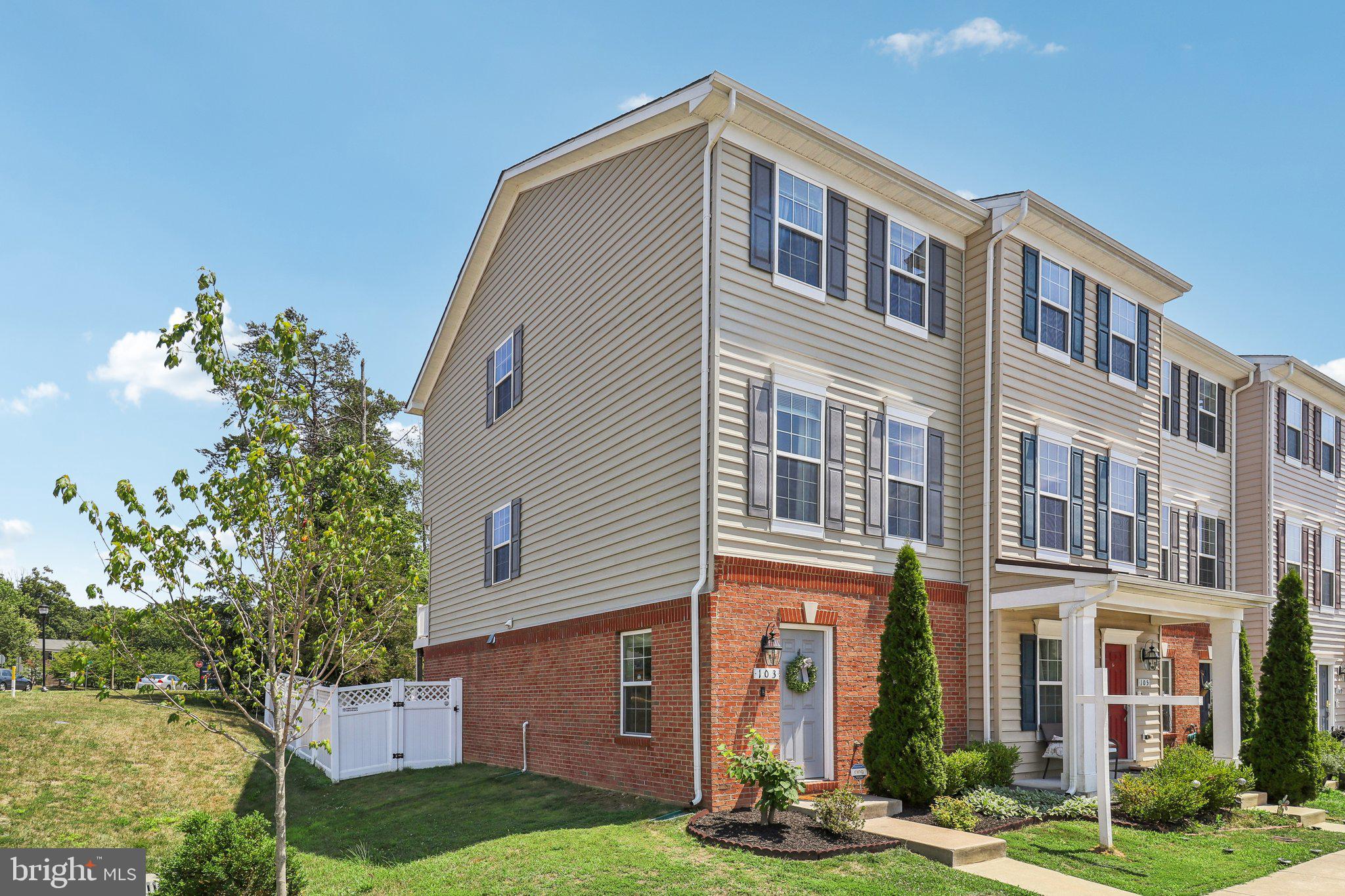 103 Tree Line Dr