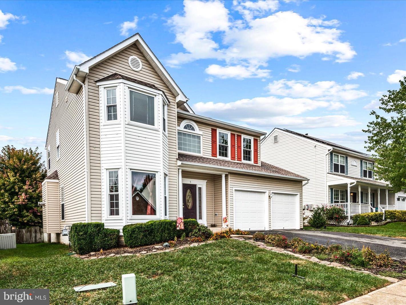 5 Ella Ct