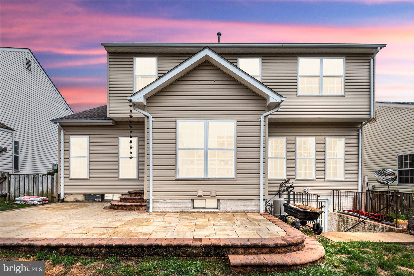 5 Ella Ct