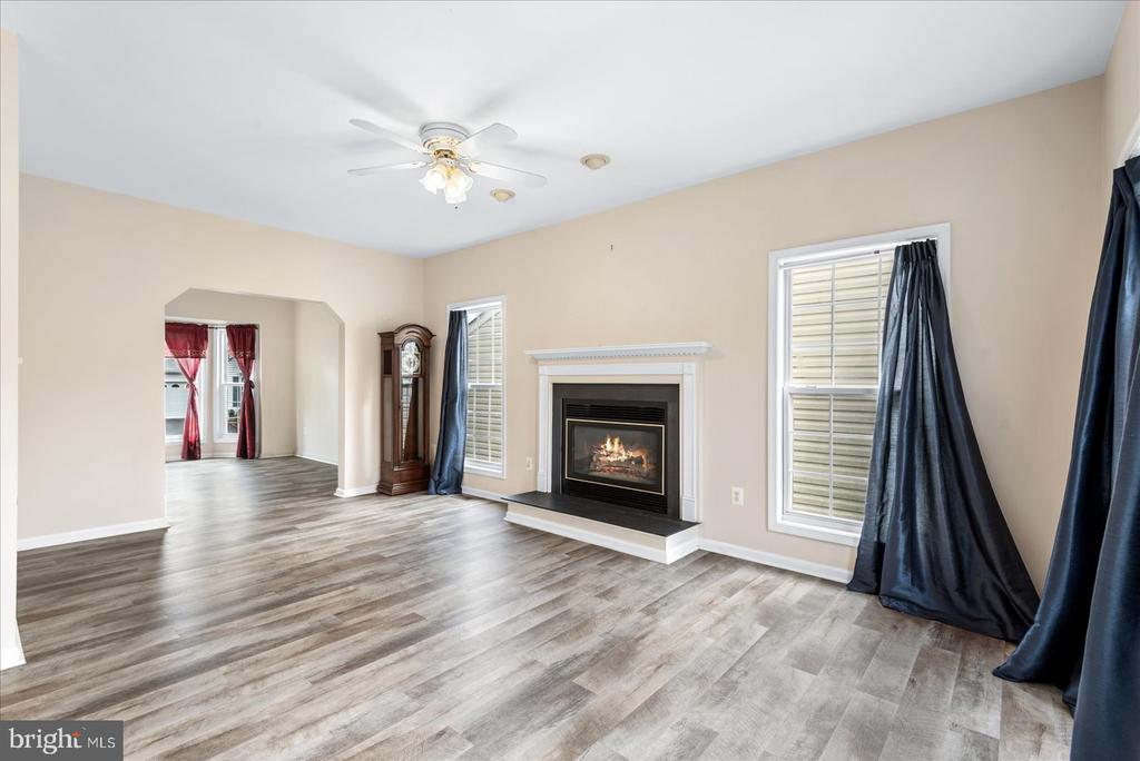 5 Ella Ct