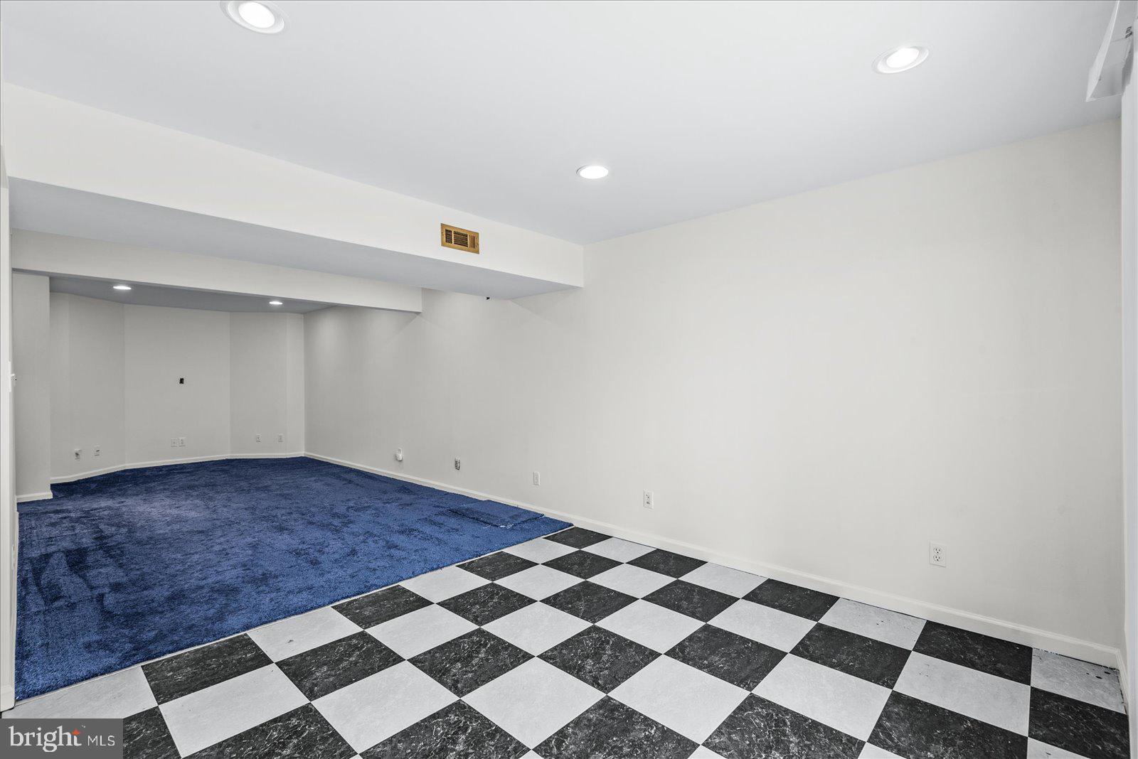 5 Ella Ct