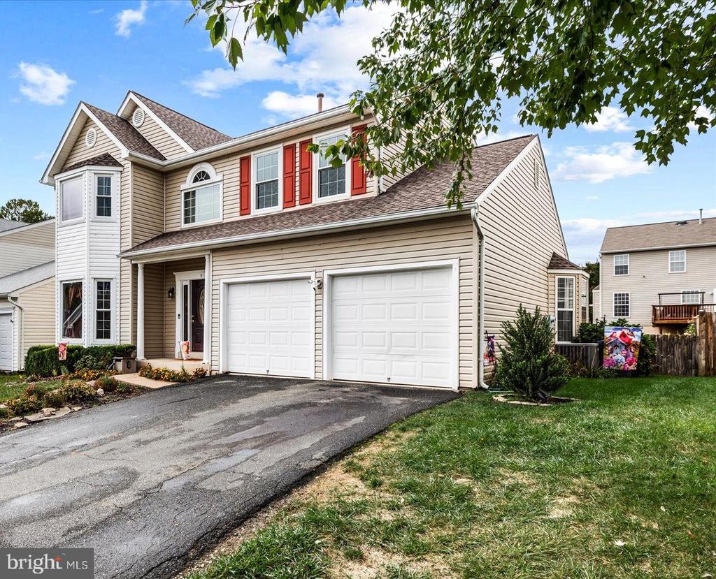 5 Ella Ct