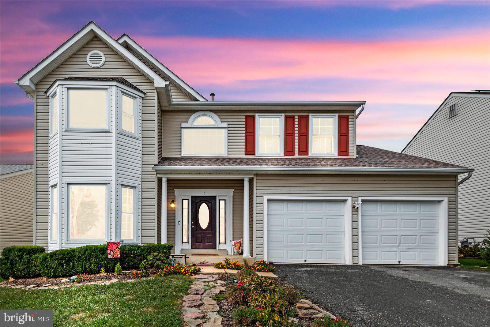 5 Ella Ct