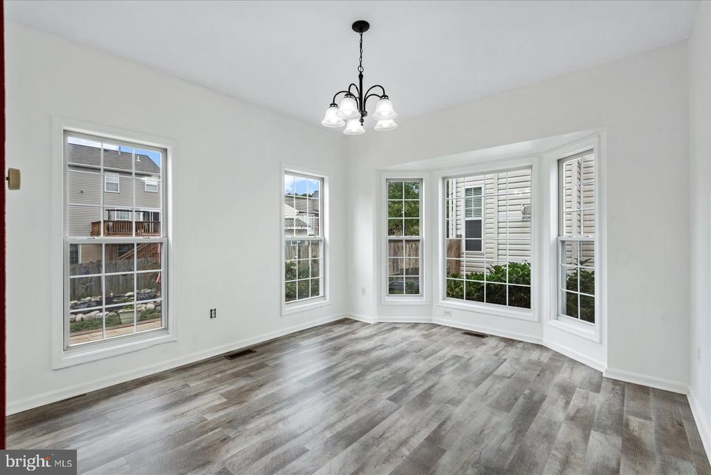 5 Ella Ct