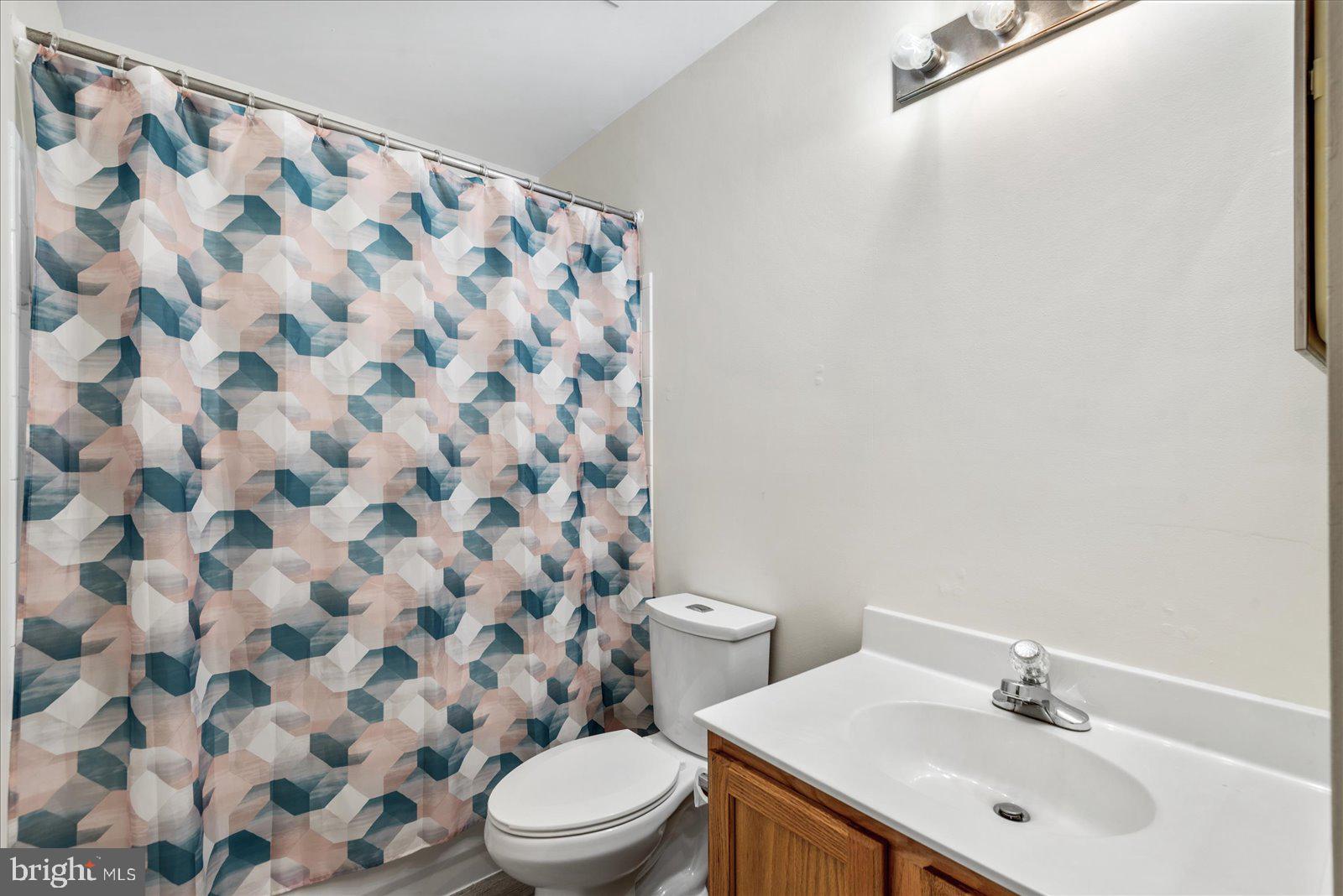 5 Ella Ct