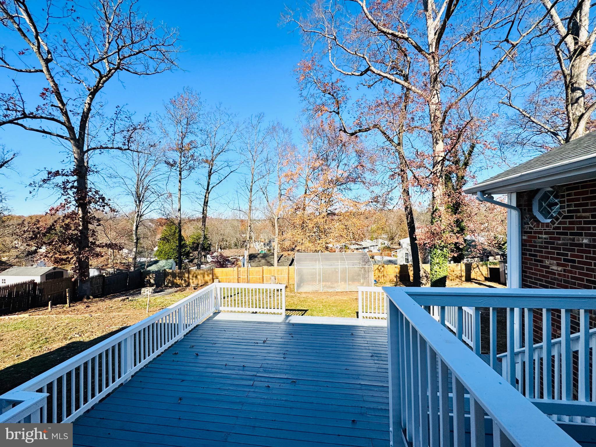 828 Spring Valley Dr