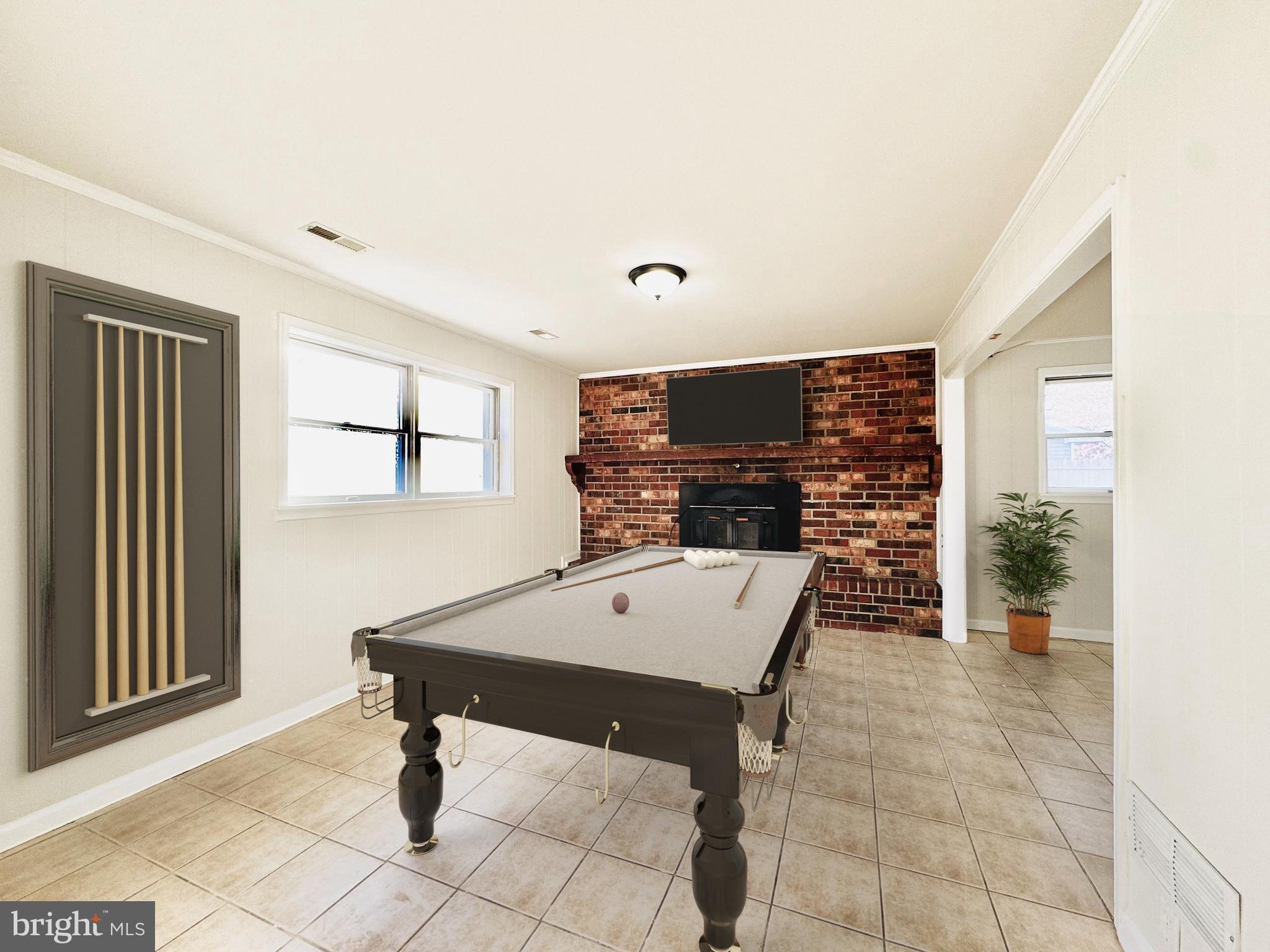 828 Spring Valley Dr