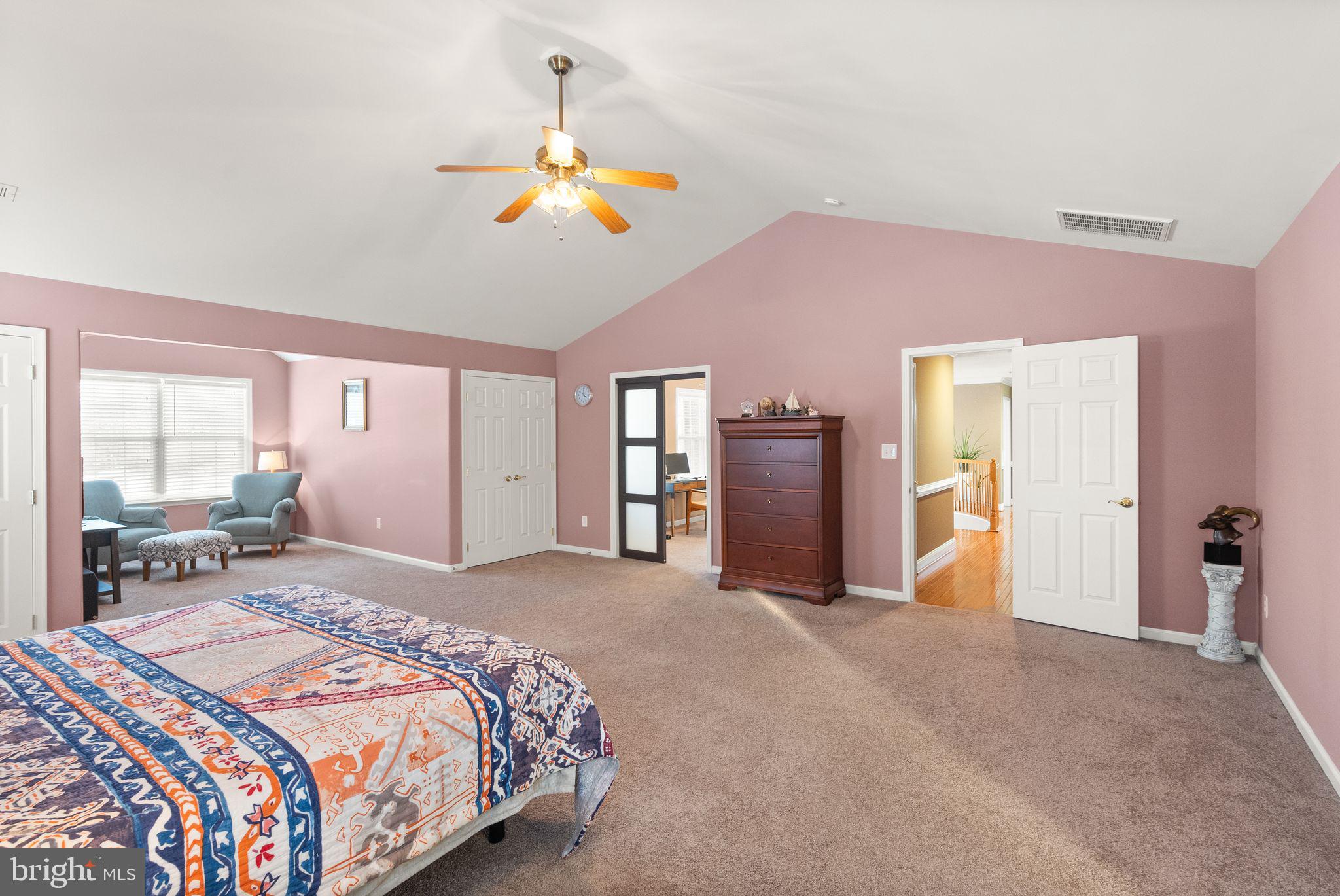 37 Sentinel Ridge Ln