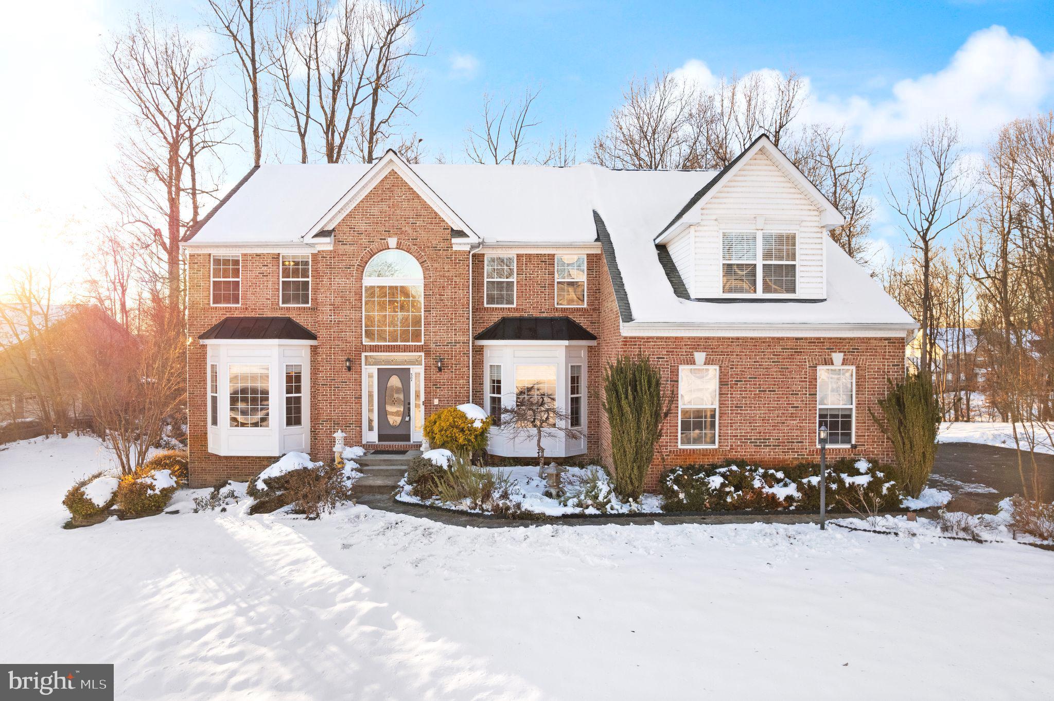 37 Sentinel Ridge Ln