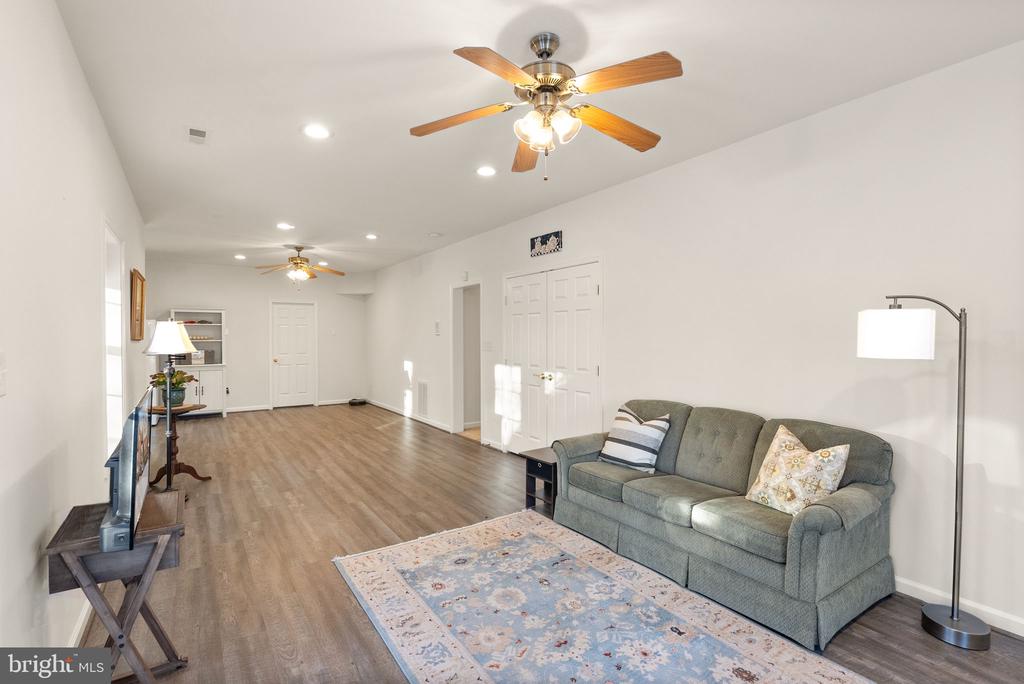 37 Sentinel Ridge Ln