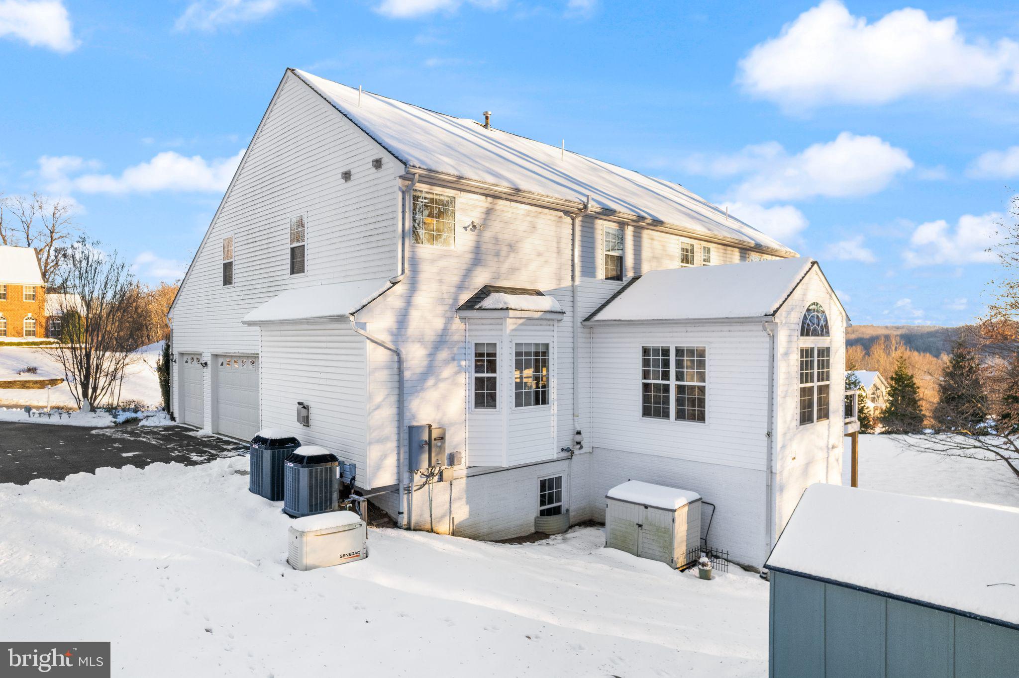 37 Sentinel Ridge Ln