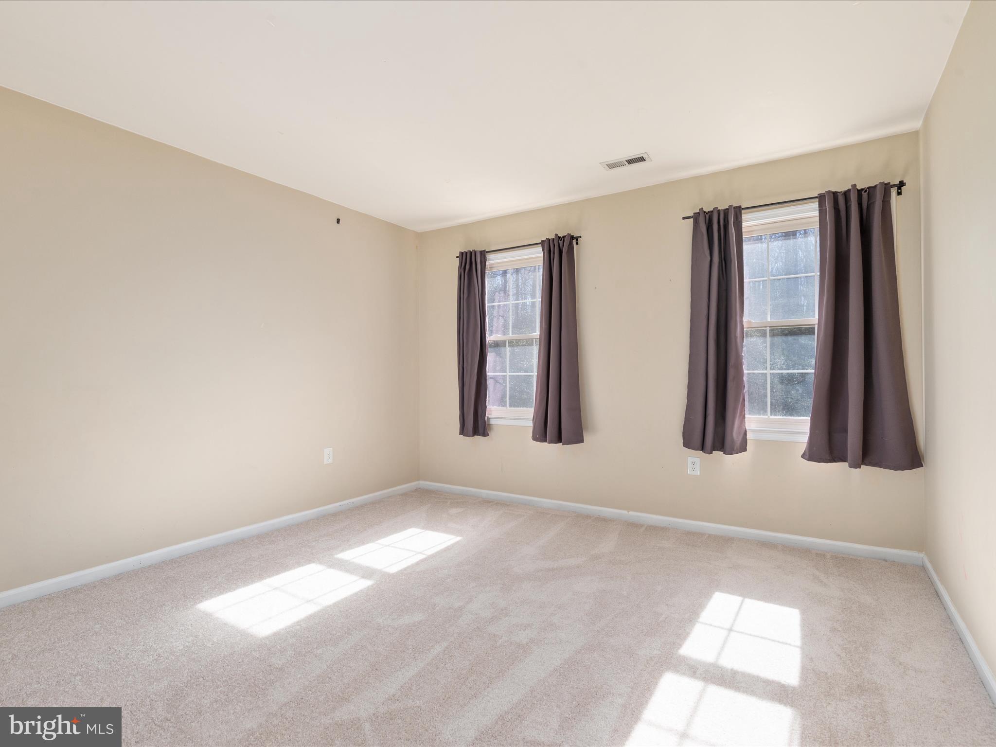4 Willow Glen Ct