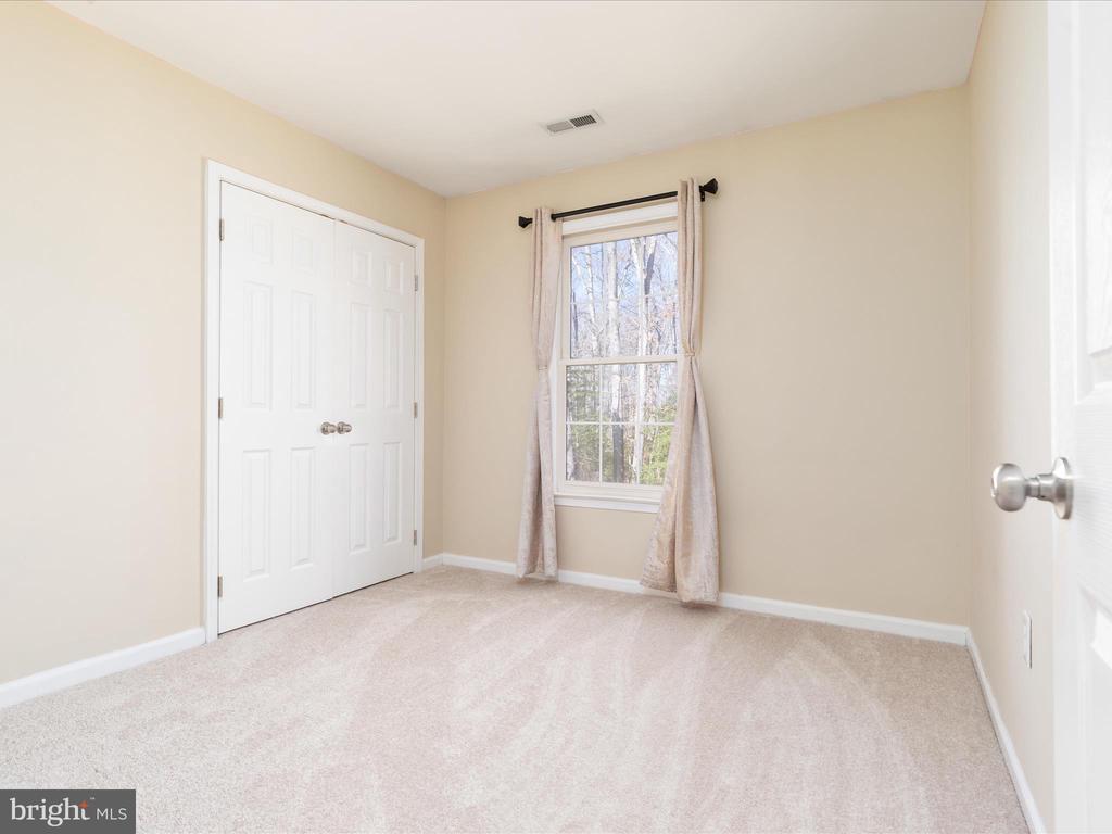 4 Willow Glen Ct