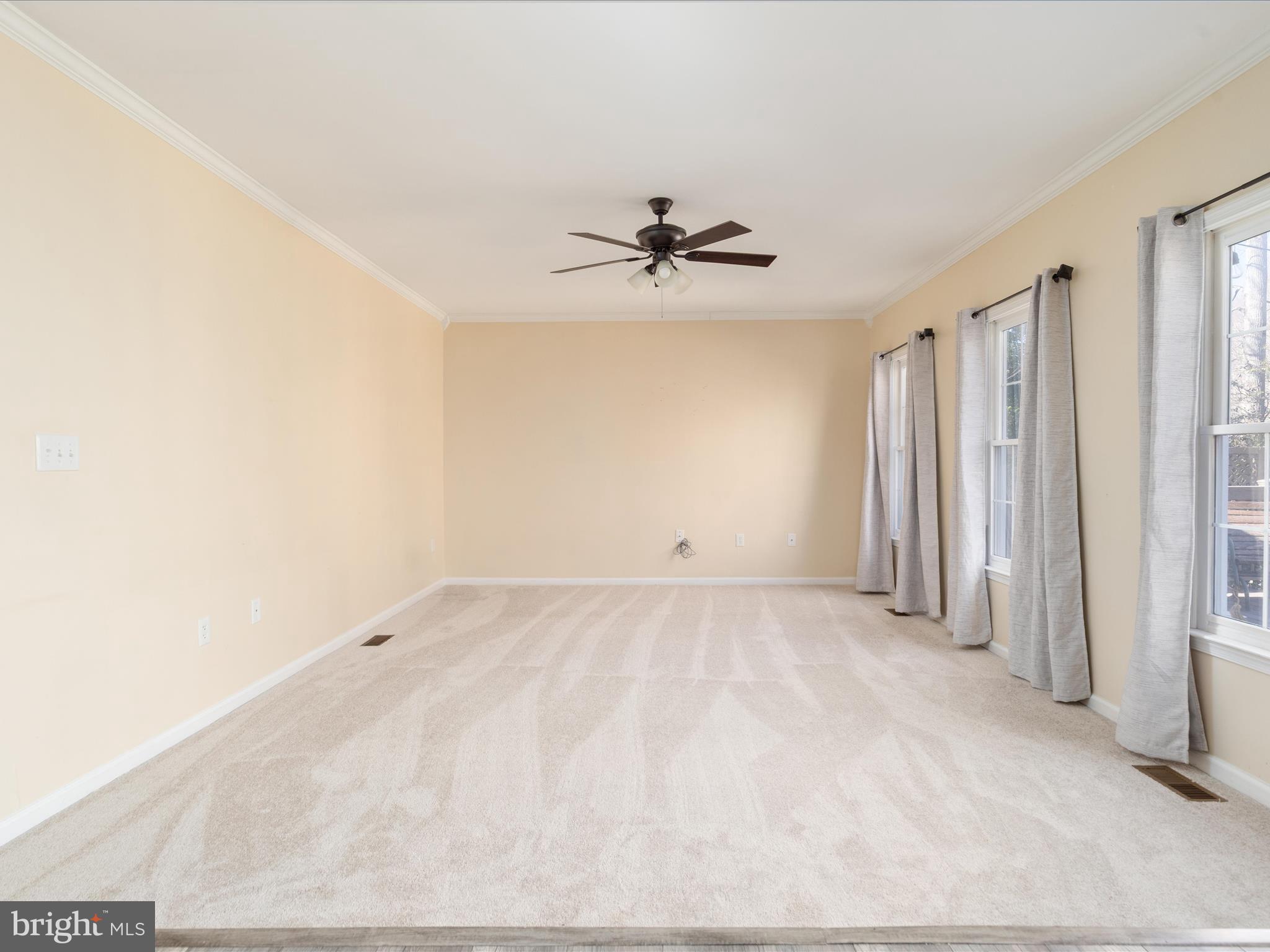 4 Willow Glen Ct