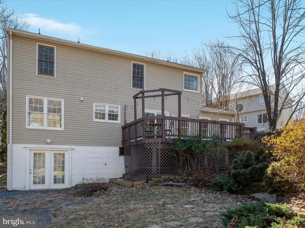 4 Willow Glen Ct