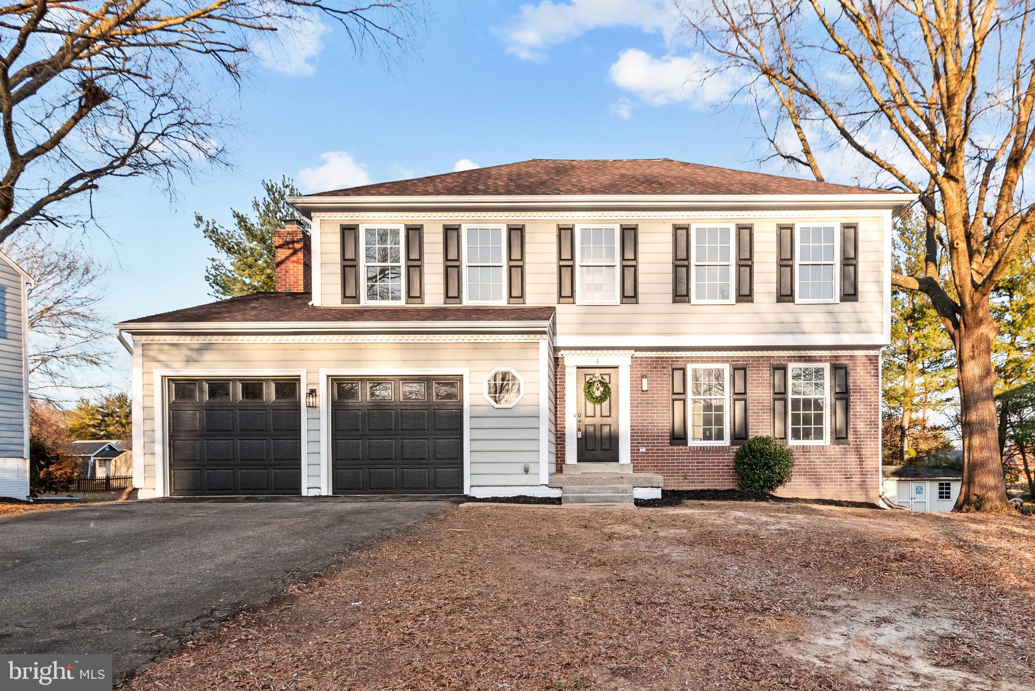 4 Dawson Dr