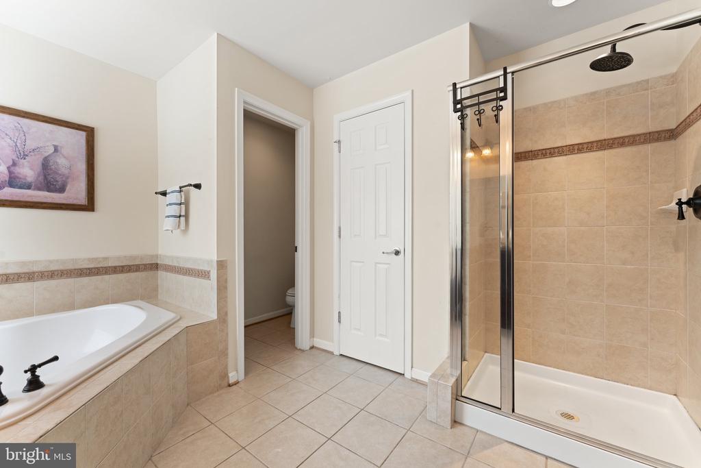 25 Gibson Dr