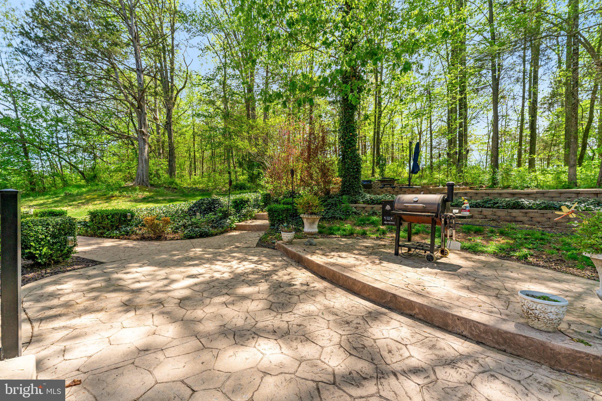 25 Gibson Dr