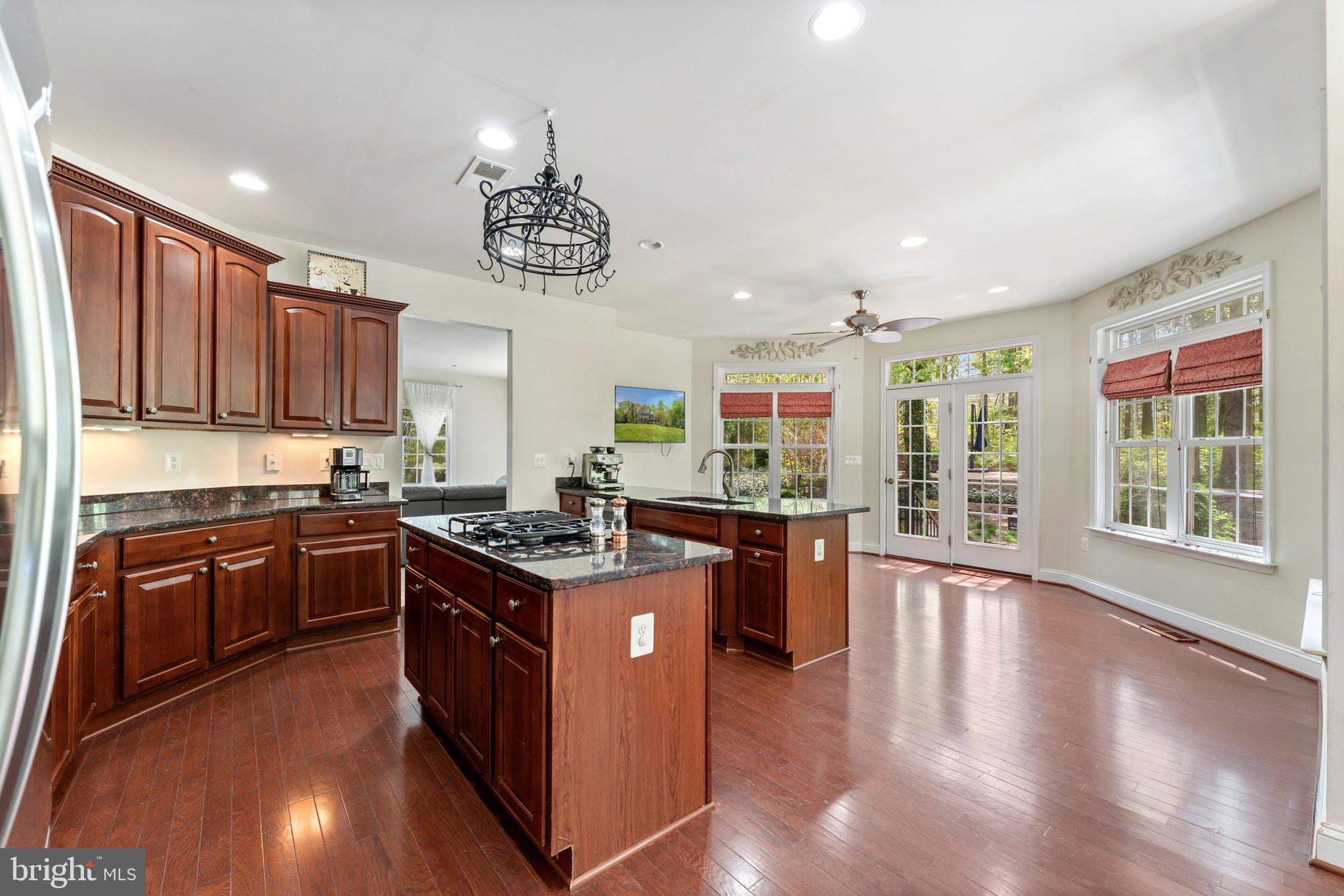 25 Gibson Dr