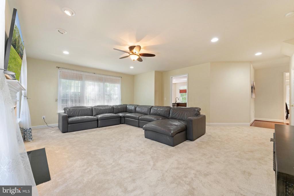 25 Gibson Dr