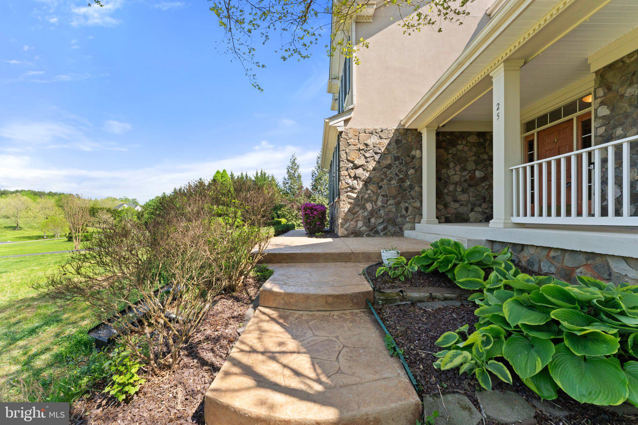 25 Gibson Dr
