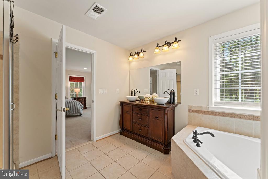 25 Gibson Dr