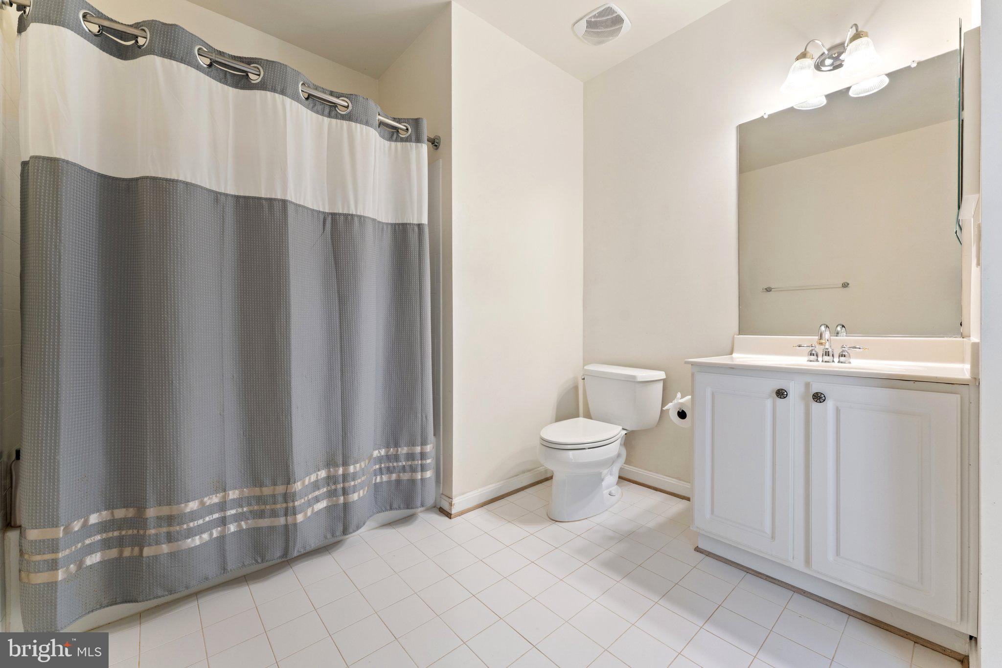 25 Gibson Dr
