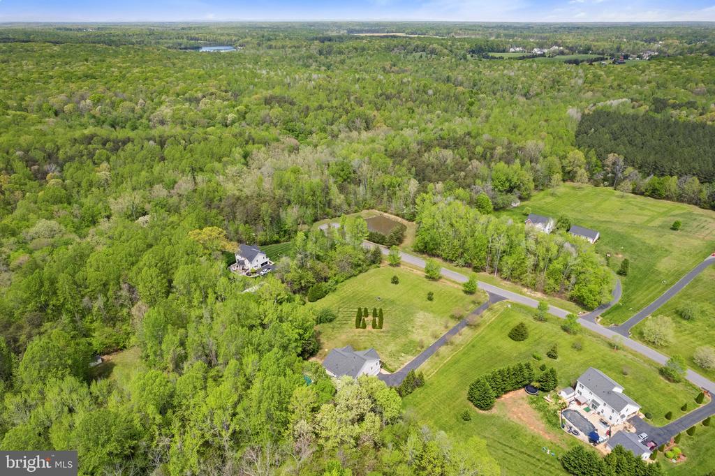 25 Gibson Dr