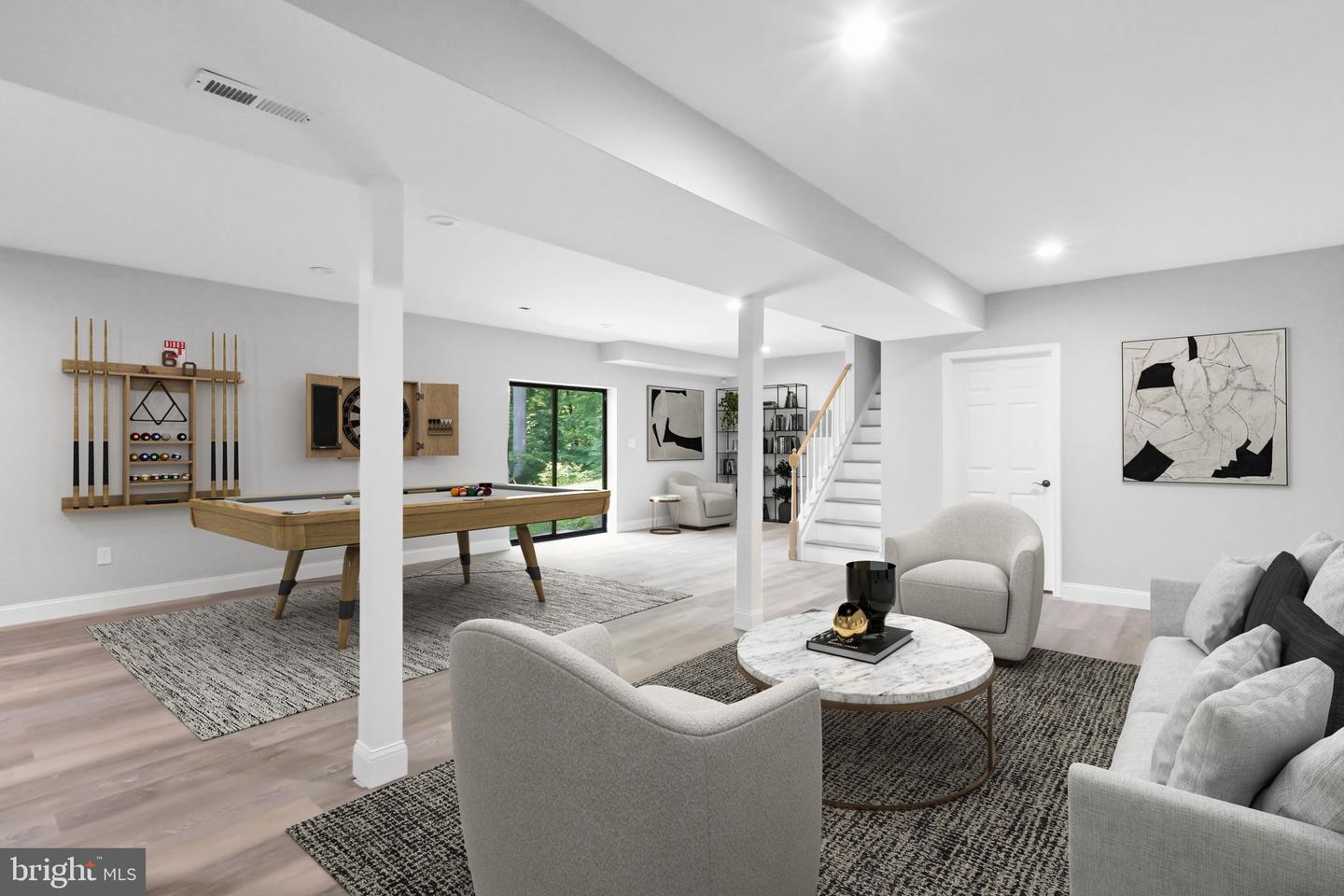 64 Panners Ln