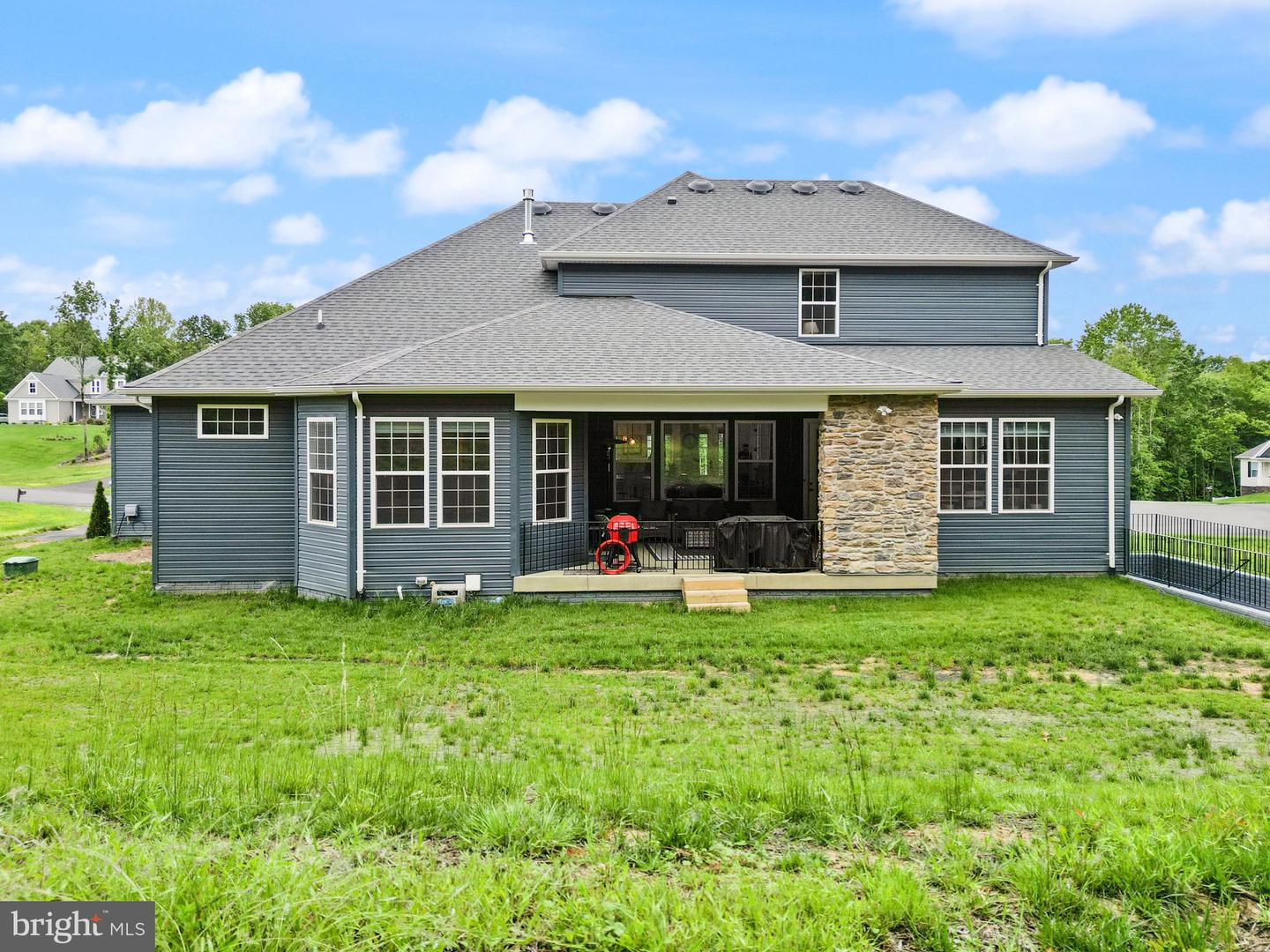 118 Liberty Garden Ln