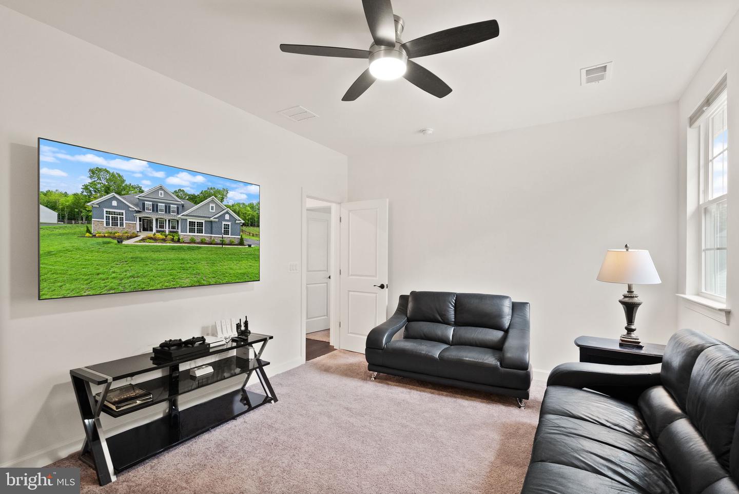 118 Liberty Garden Ln