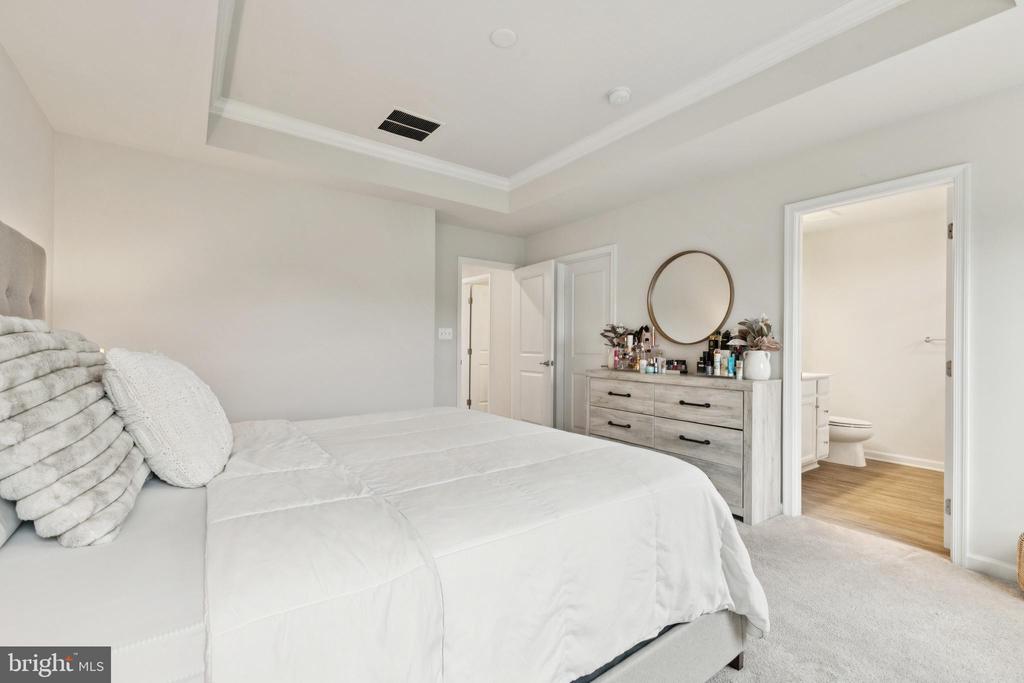 103 Crest Ct