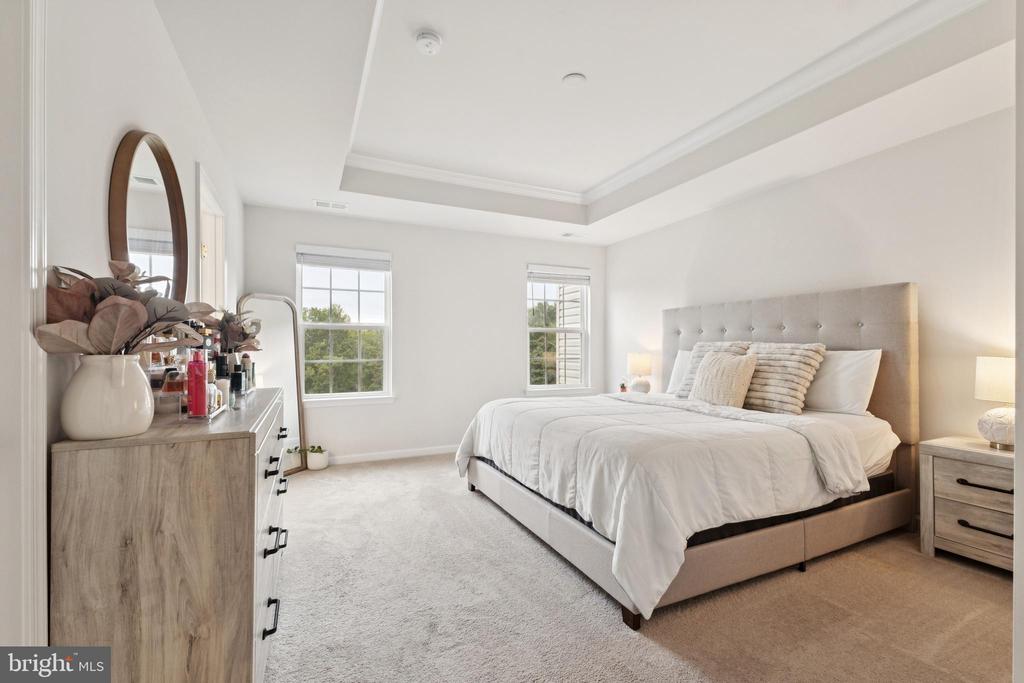 103 Crest Ct