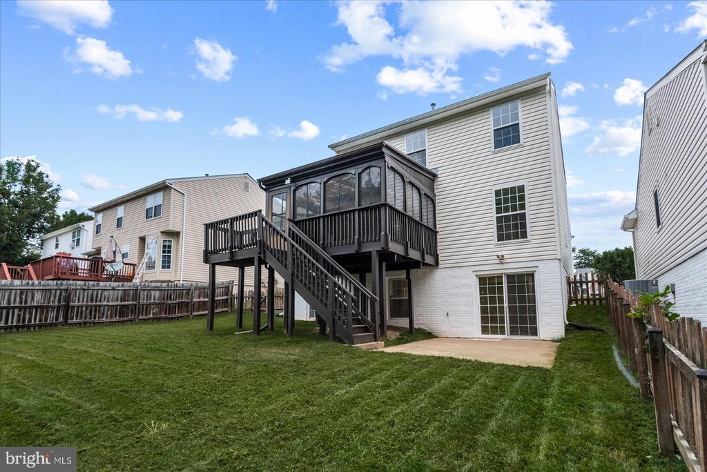 12 LAKESIDE DRIVE