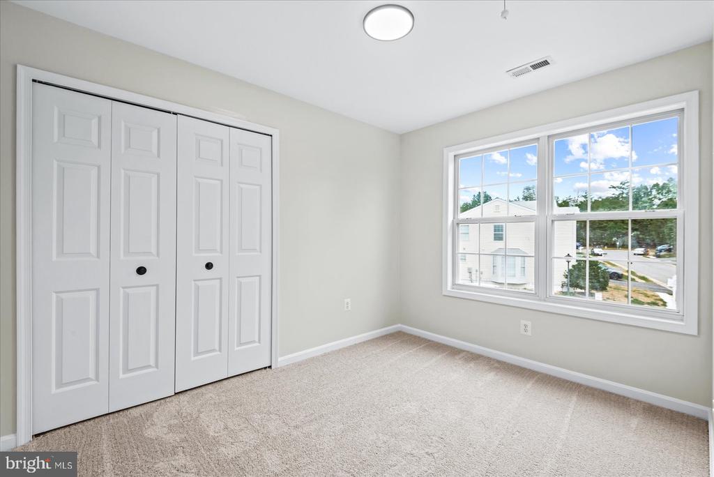 12 LAKESIDE DRIVE